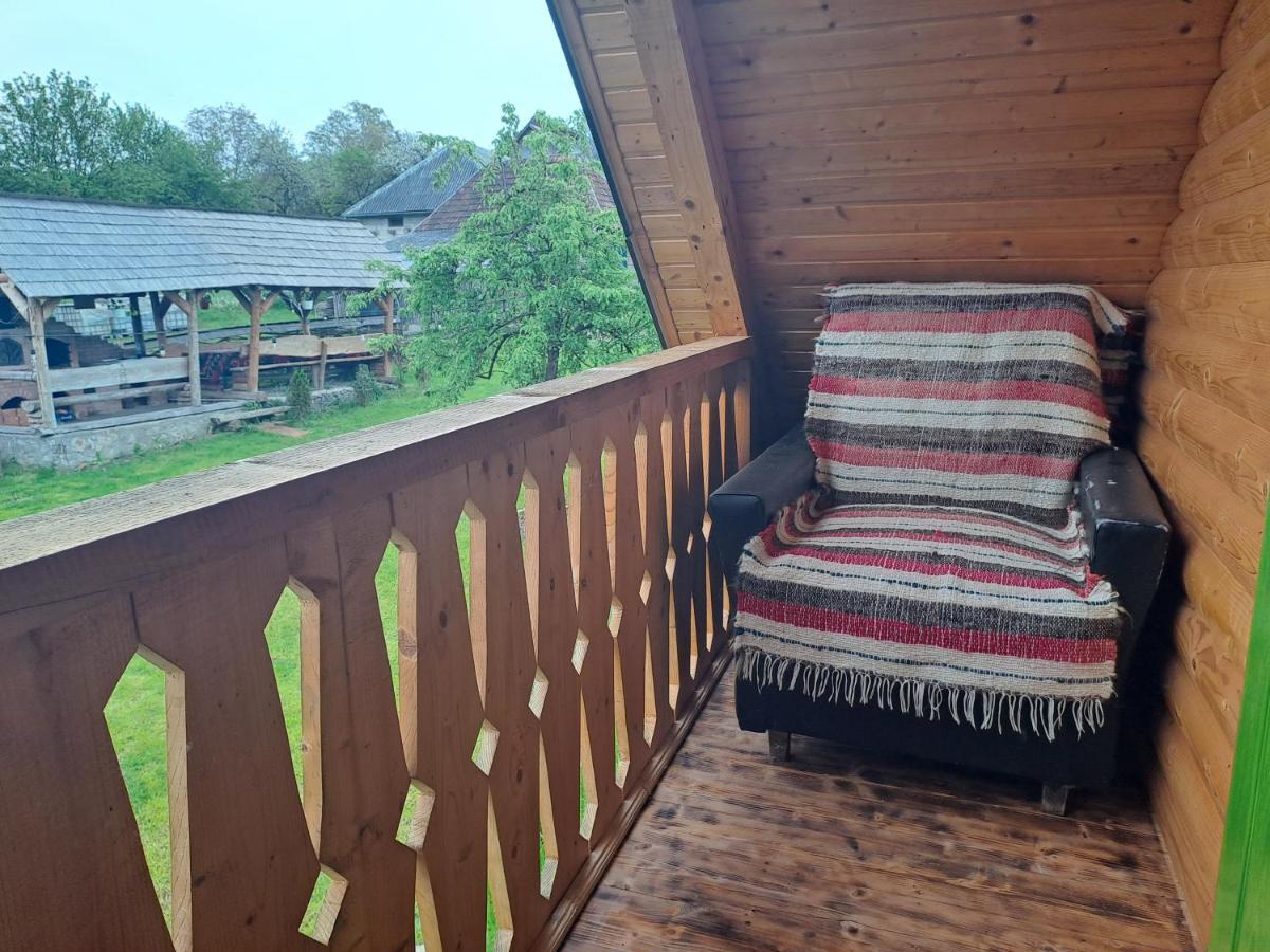Complex Traditional Casuta Bunicilor-Breb Bilik gambar